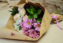 Букет цветов из:  Розы и Хризантемы #REPLACE_PRED# Орлово