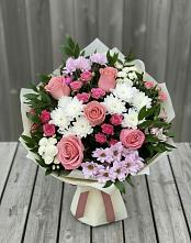 Букет цветов из:  Альстромерии, Гвоздики, Розы и Хризантемы в Орлово