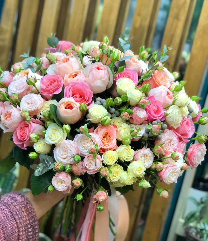 Букет цветов из: Розы в Орлово