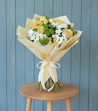 Букет цветов из:  Хризантемы и Розы в Орлово