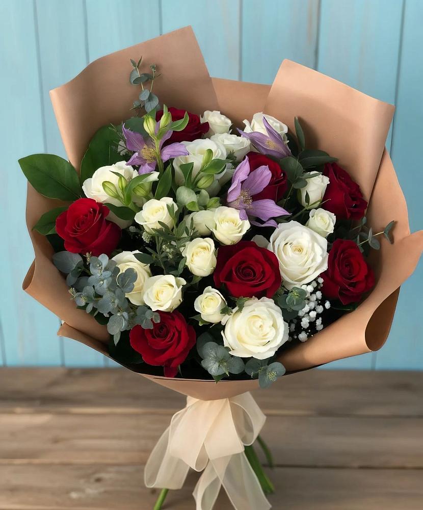 Букет цветов из: Розы и Альстромерии в Орлово